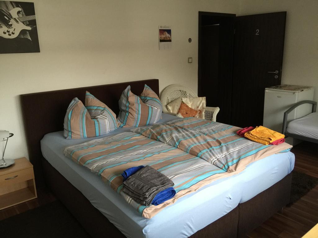 Gaestehaus Peterhoff Birresdorf Phòng bức ảnh